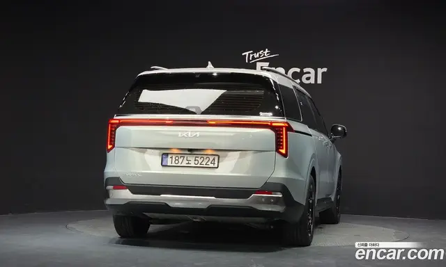 Kia Carnival 2025 2.2 автомат (гидро), миниатюра 4