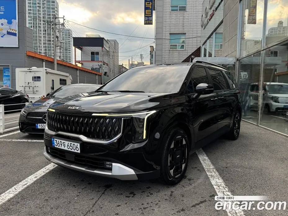 Kia Carnival 2025 2.2 автомат (гидро), фото 1
