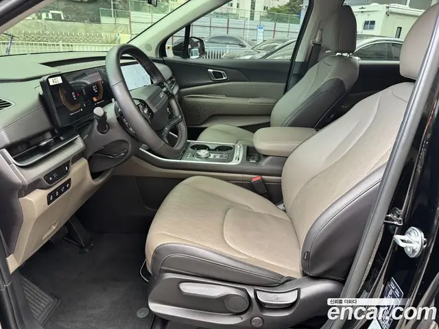 Kia Carnival 2025 2.2 автомат (гидро), миниатюра 12