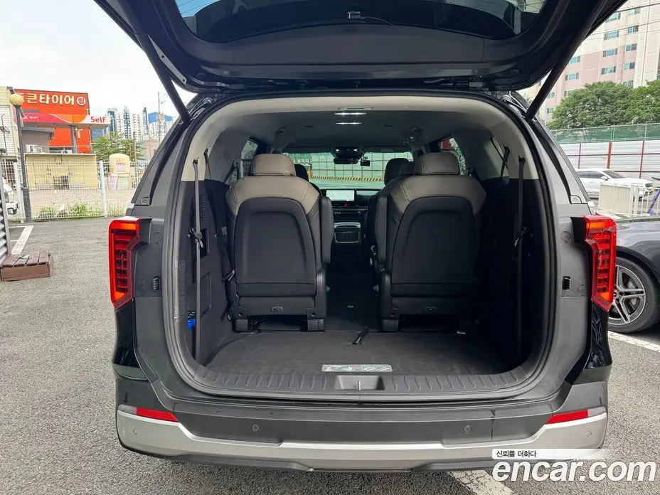 Kia Carnival 2025 2.2 автомат (гидро), фото 20