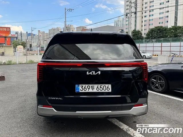 Kia Carnival 2025 2.2 автомат (гидро), миниатюра 4