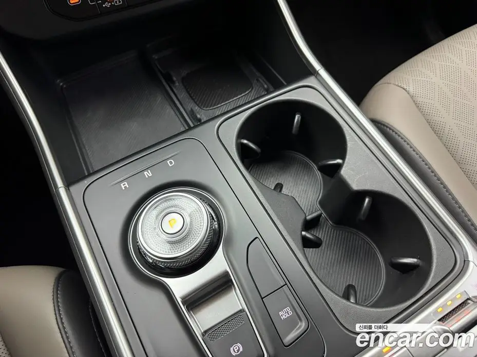 Kia Carnival 2025 2.2 автомат (гидро), фото 9