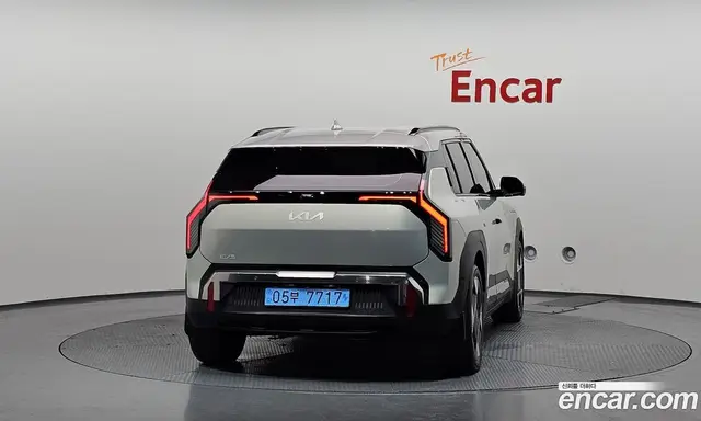 Kia EV3 2026 0.2 автомат (гидро), миниатюра 4