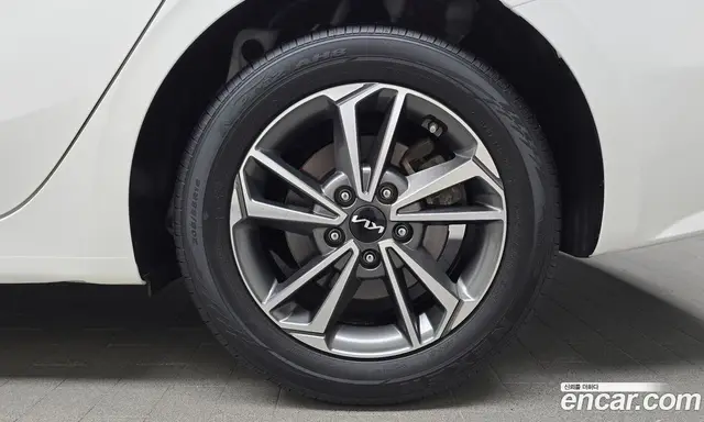Kia K3 2023 1.6 автомат (гидро), миниатюра 7