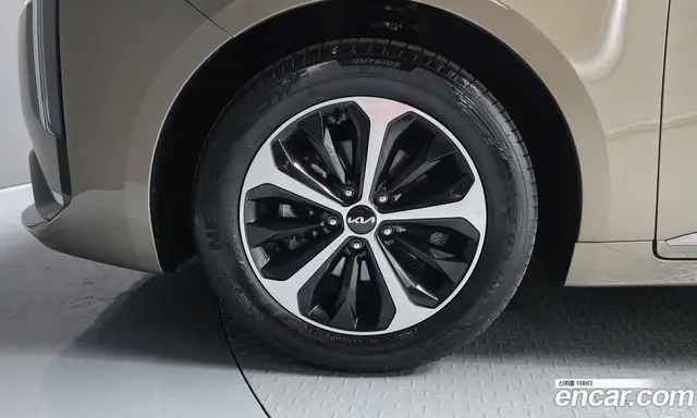 Kia K8 2024 1.6 автомат (гидро), миниатюра 5