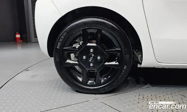 Kia Ray 2024 1.0 автомат (гидро), миниатюра 5