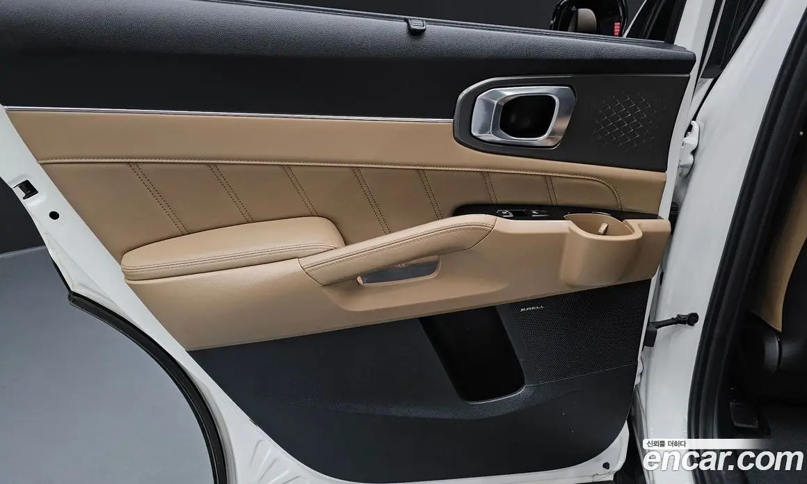 Kia Sorento 2023 1.6 автомат (гидро), фото 15