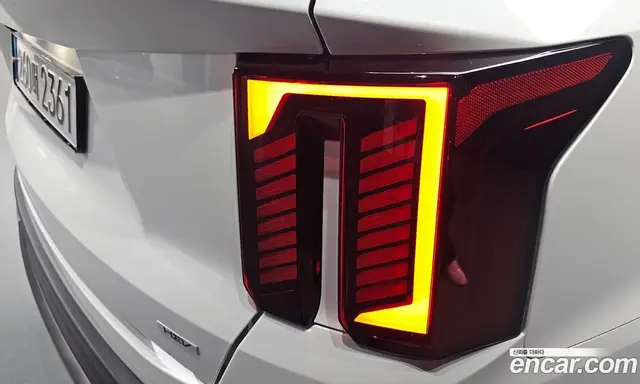 Kia Sorento 2023 1.6 автомат (гидро), миниатюра 9