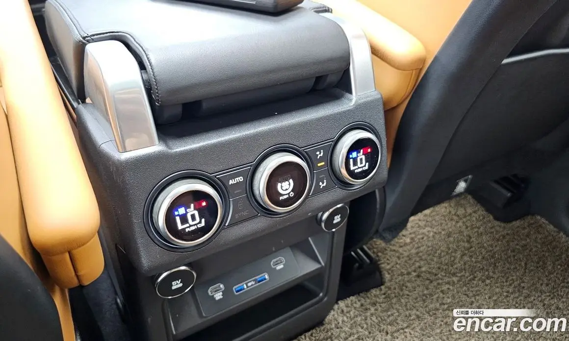 Land Rover Discovery 2018 3.0 автомат (гидро), фото 23