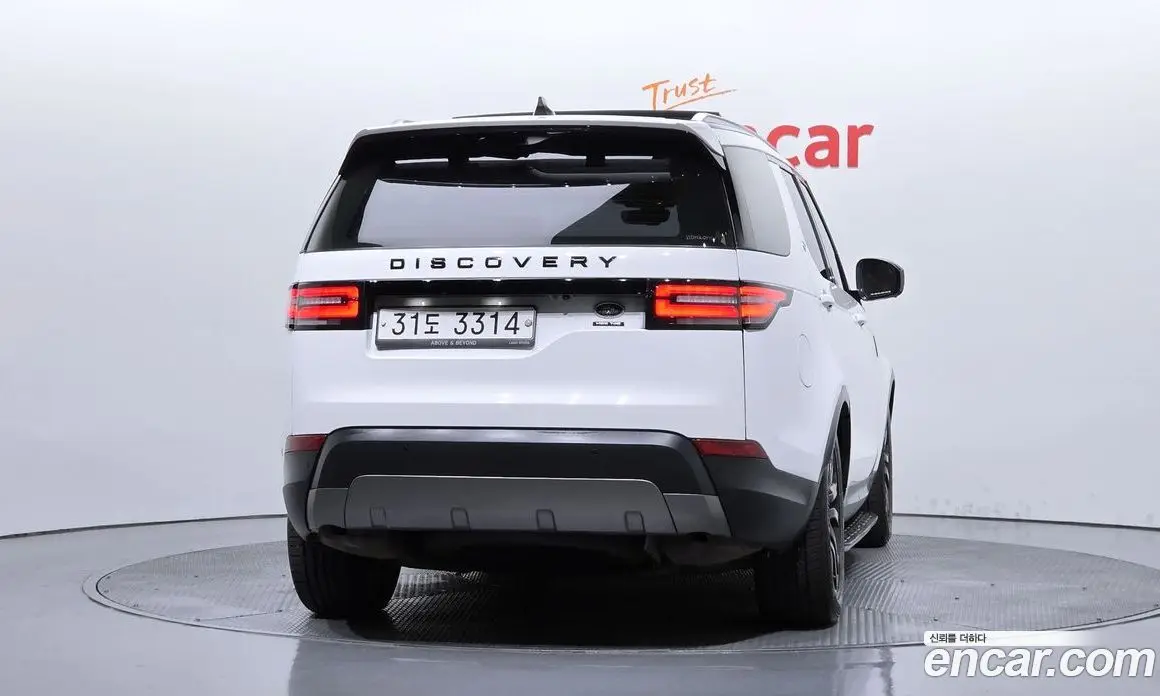 Land Rover Discovery 2018 3.0 автомат (гидро), фото 4