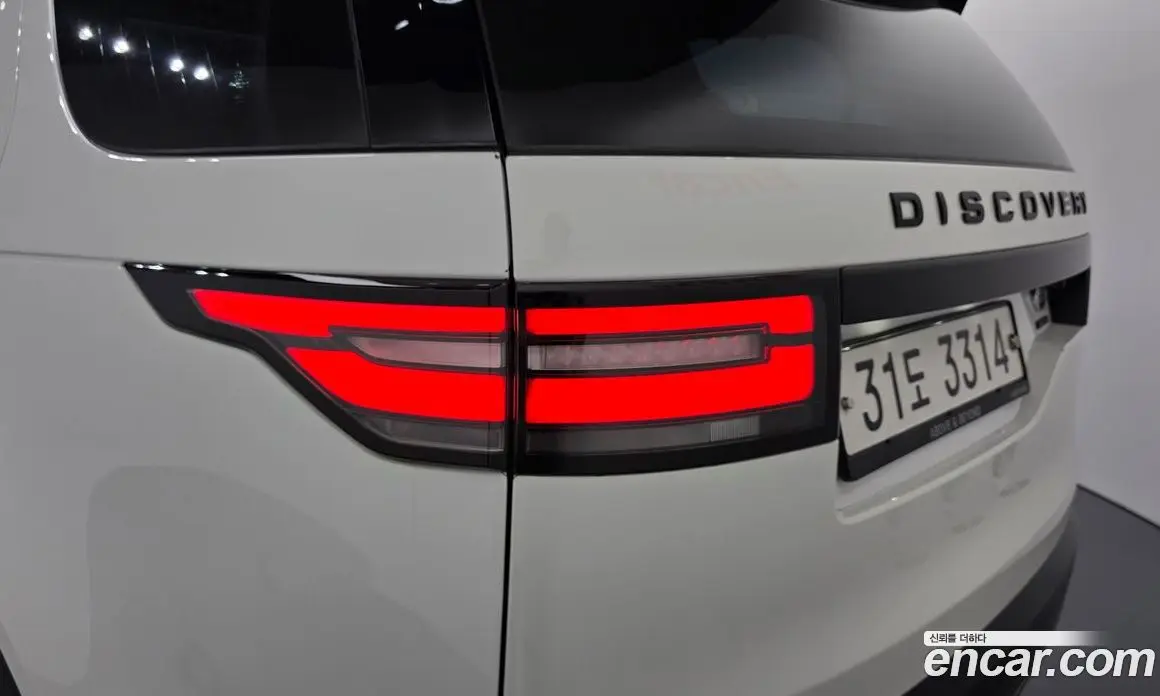 Land Rover Discovery 2018 3.0 автомат (гидро), фото 9