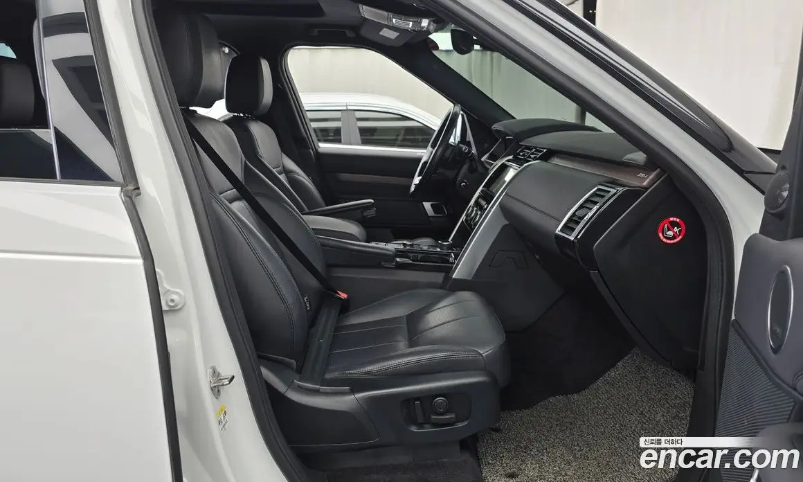 Land Rover Discovery 2020 3.0 автомат (гидро), фото 11
