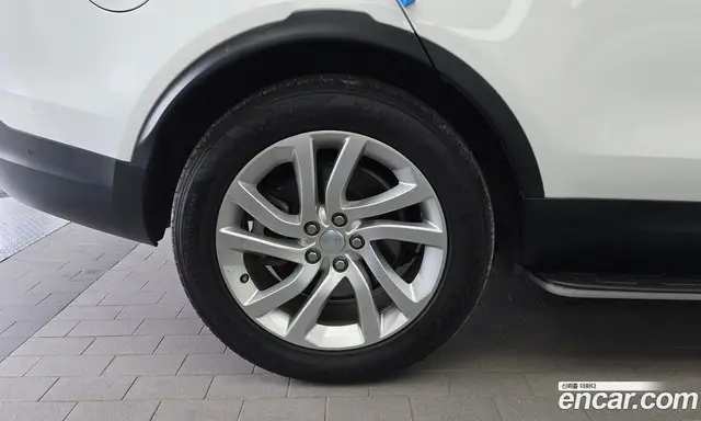 Land Rover Discovery 2020 3.0 автомат (гидро), миниатюра 5