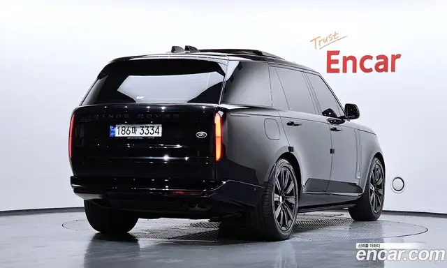 Land Rover Range Rover 2023 4.4 автомат (гидро), миниатюра 2