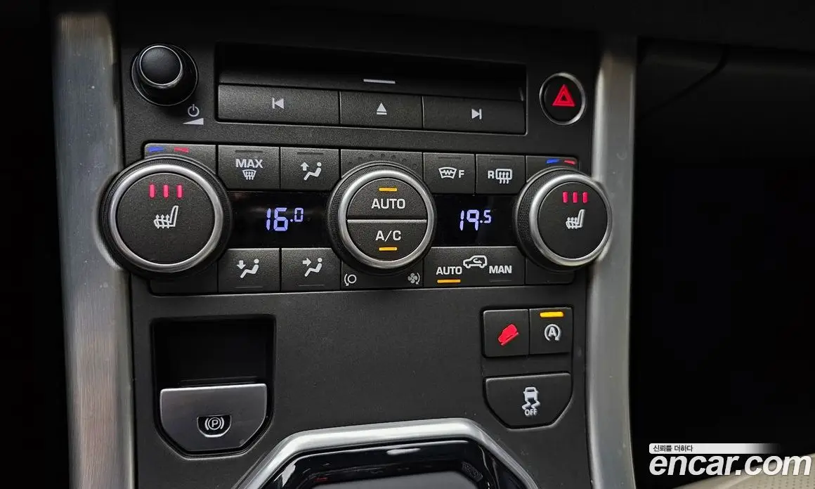 Land Rover Range Rover Evoque 2016 2.0 автомат (гидро), фото 17
