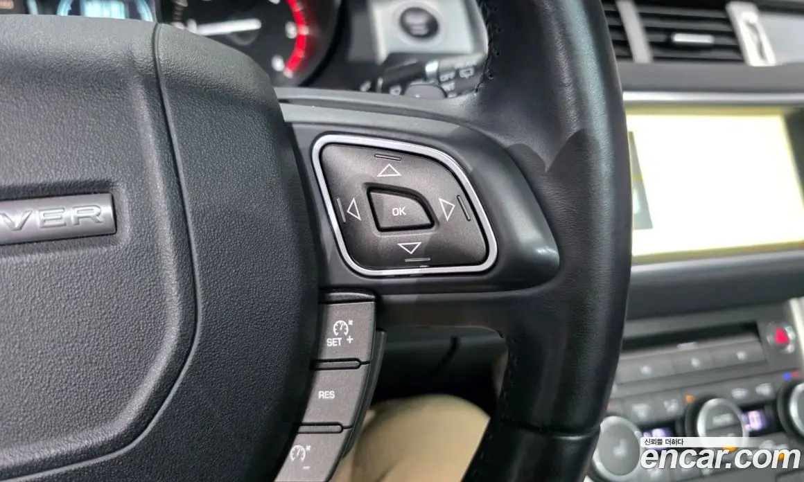 Land Rover Range Rover Evoque 2019 2.0 автомат (гидро), фото 29