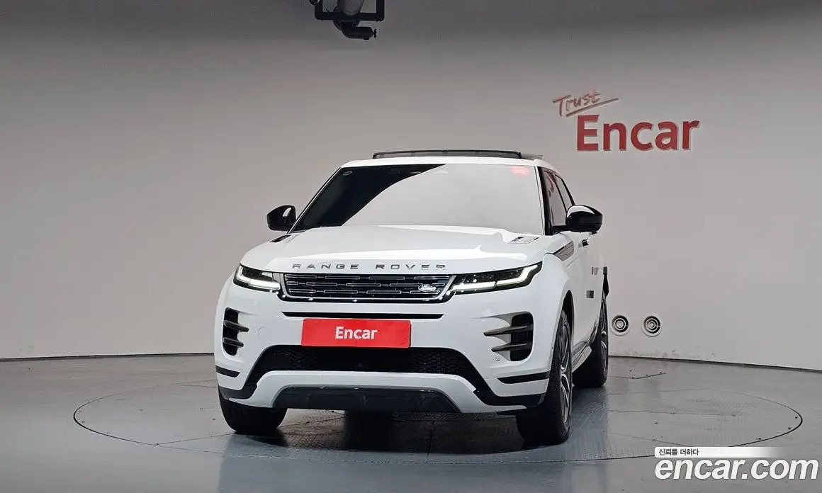 Land Rover Range Rover Evoque 2025 2.0 автомат (гидро), фото 3