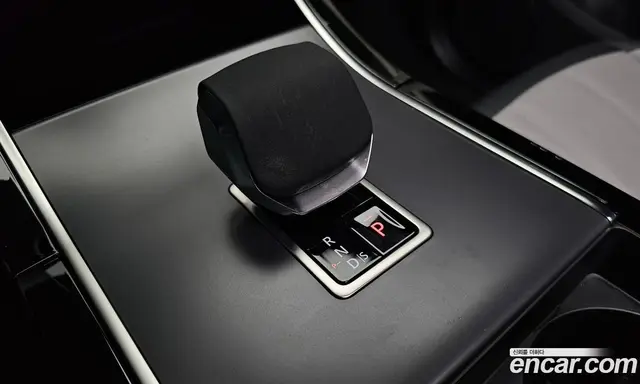 Land Rover Range Rover Evoque 2025 2.0 автомат (гидро), миниатюра 9