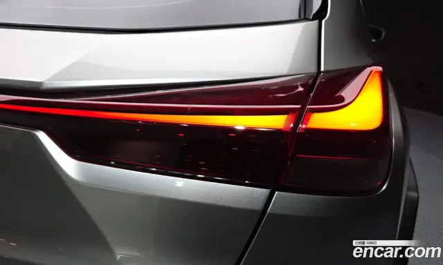Lexus UX 2024 2.0 автомат (гидро), миниатюра 9 Lexus UX 2024 2.0 автомат (гидро), миниатюра 9