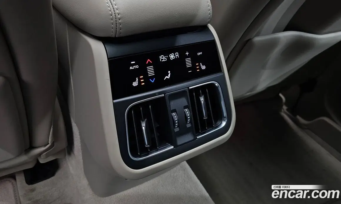 Maserati Grecale 2023 2.0 автомат (гидро), фото 19 Maserati Grecale 2023 2.0 автомат (гидро), фото 19