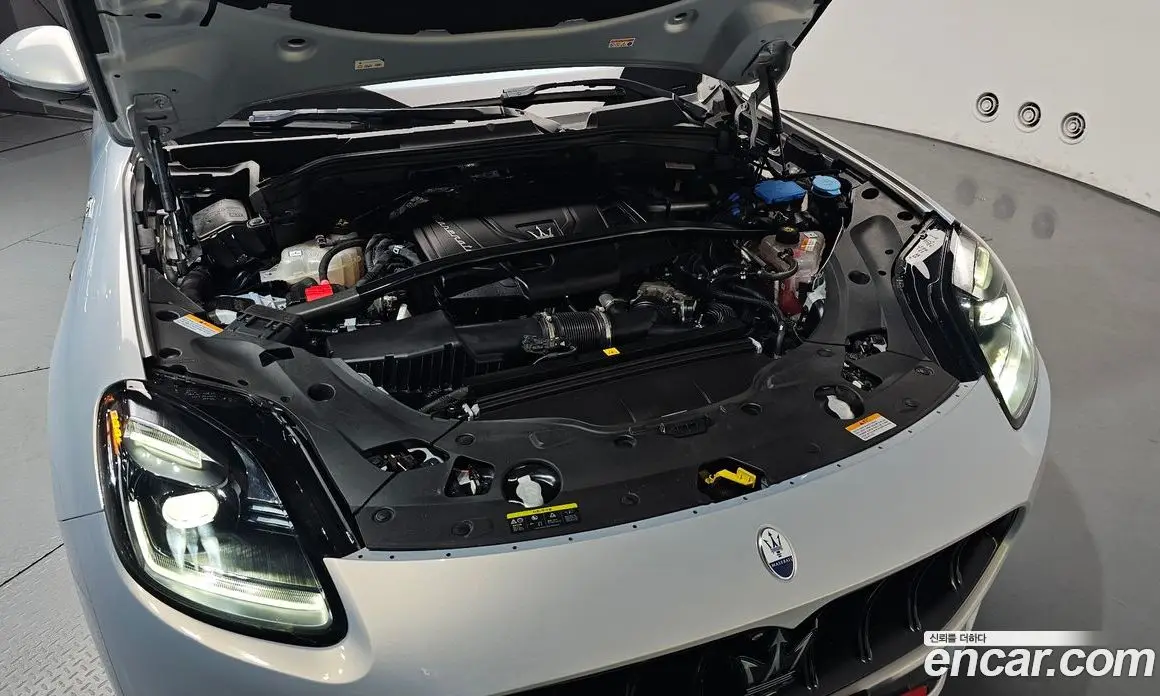 Maserati Grecale 2023 2.0 автомат (гидро), фото 6 Maserati Grecale 2023 2.0 автомат (гидро), фото 6