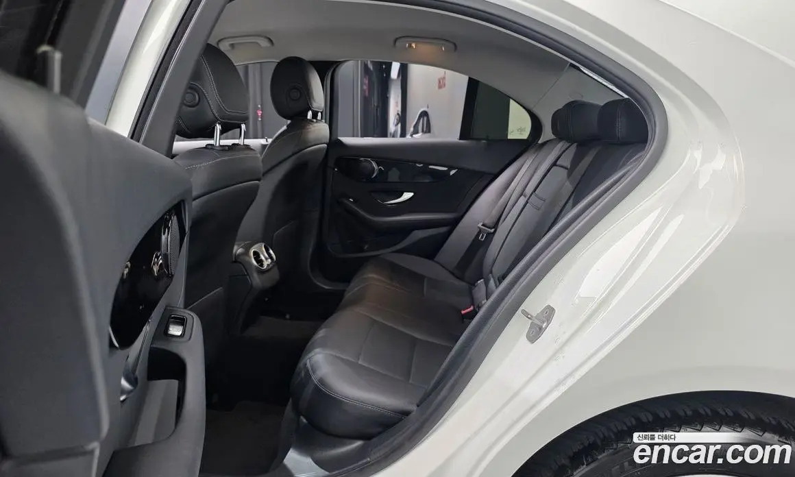 Mercedes-Benz C-Class 2019 2.0 гидро, фото 16 Mercedes-Benz C-Class 2019 2.0 гидро, фото 16