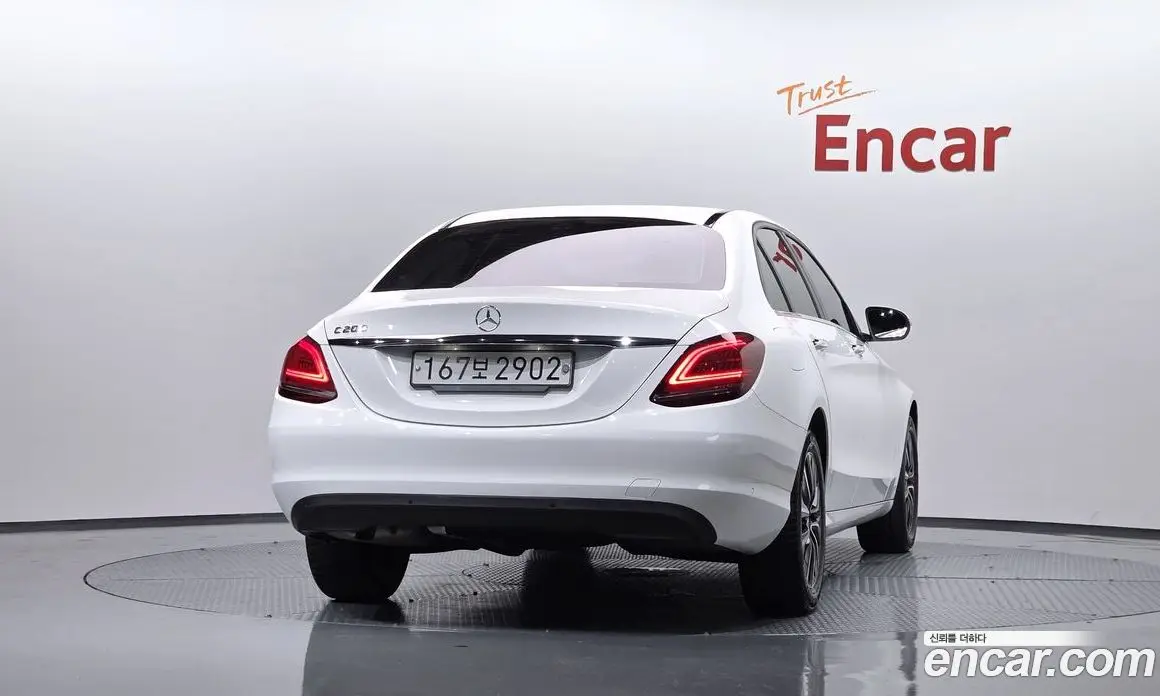 Mercedes-Benz C-Class 2019 2.0 гидро, фото 3 Mercedes-Benz C-Class 2019 2.0 гидро, фото 3