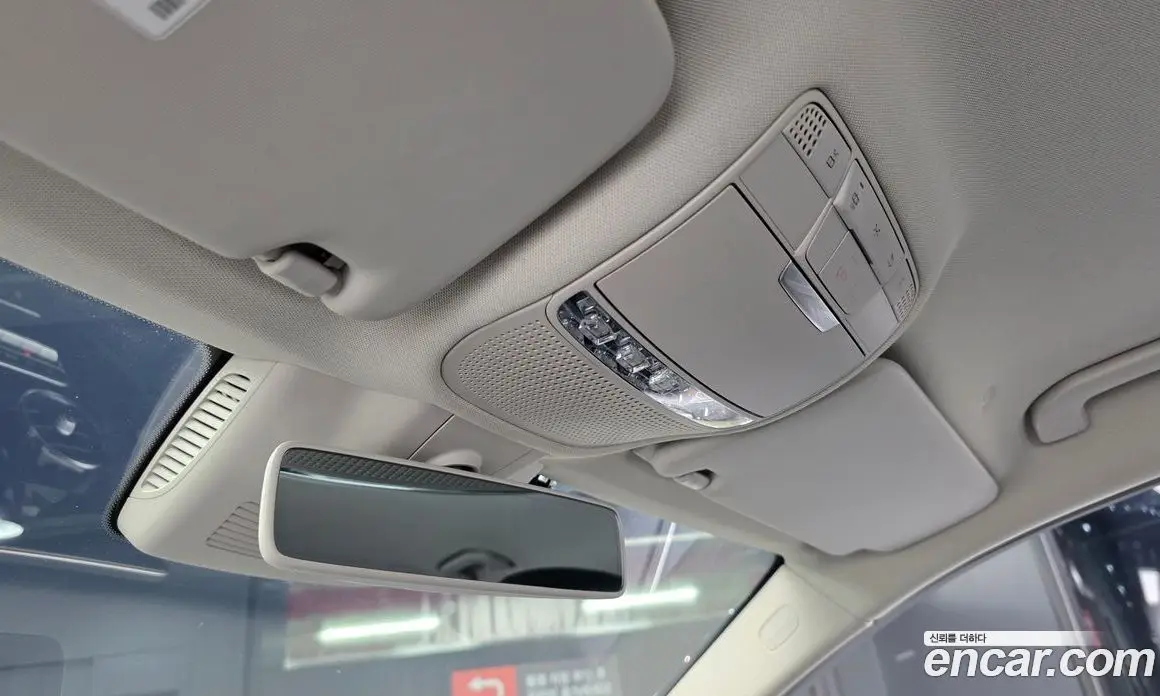 Mercedes-Benz C-Class 2019 2.0 гидро, фото 28 Mercedes-Benz C-Class 2019 2.0 гидро, фото 28