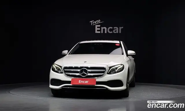 Mercedes-Benz E-Class 2018 2.0 гидро, миниатюра 3 Mercedes-Benz E-Class 2018 2.0 гидро, миниатюра 3