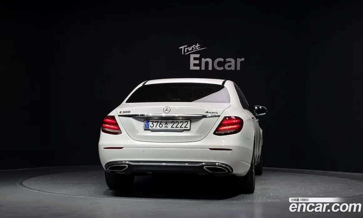 Mercedes-Benz E-Class 2018 2.0 гидро, фото 4 Mercedes-Benz E-Class 2018 2.0 гидро, фото 4