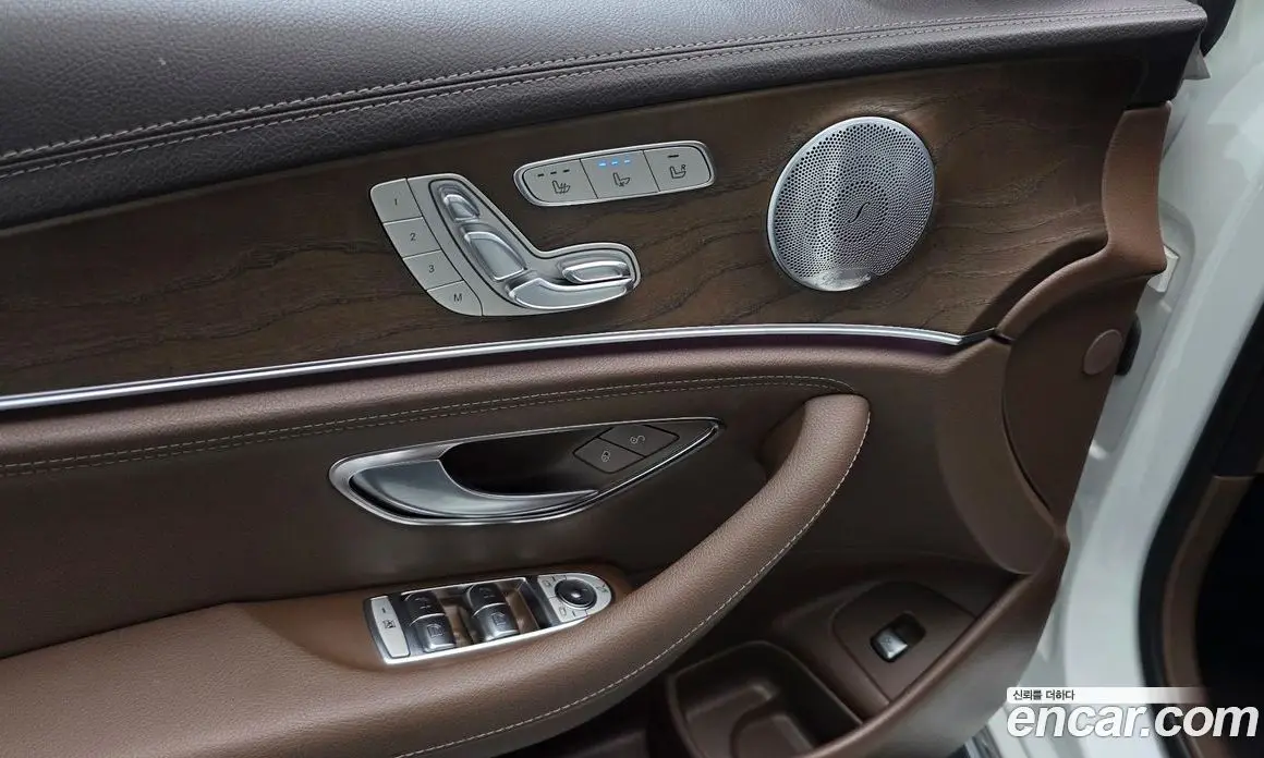 Mercedes-Benz E-Class 2018 2.0 гидро, фото 28 Mercedes-Benz E-Class 2018 2.0 гидро, фото 28