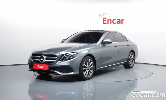 Mercedes-Benz E-Class, 2019, 56 930 км