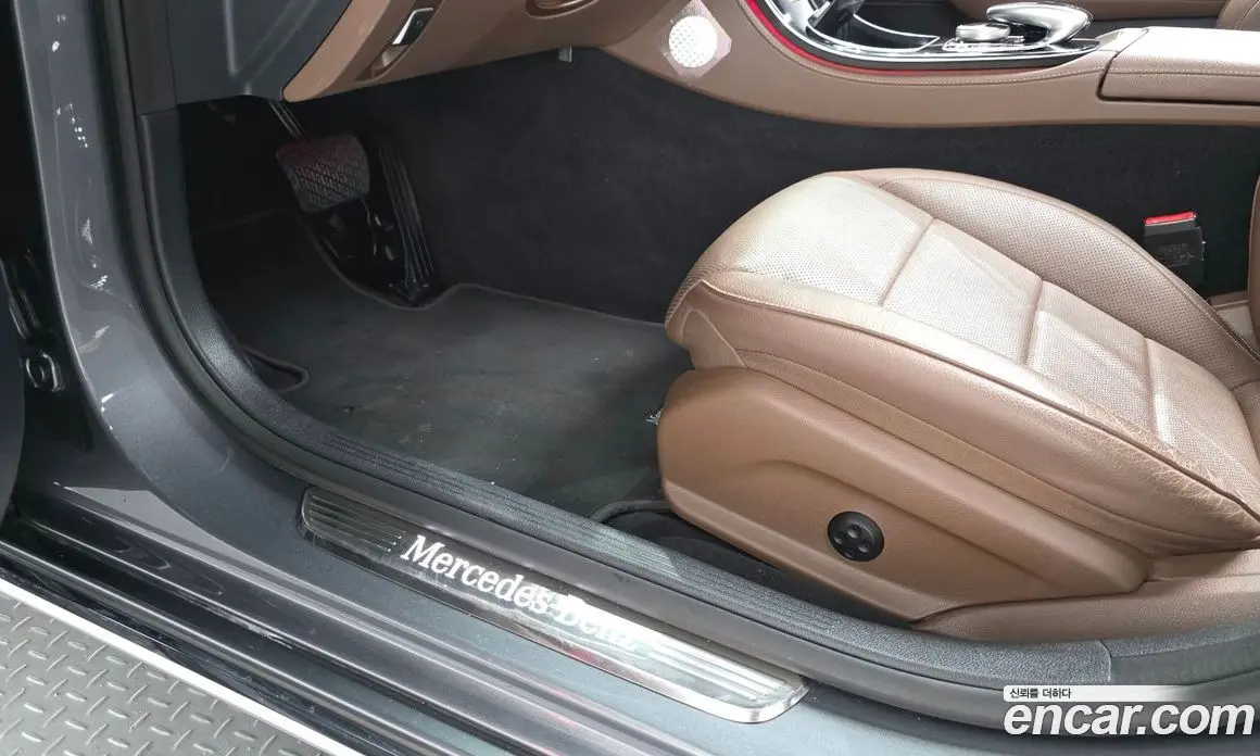 Mercedes-Benz E-Class 2019 2.0 гидро, фото 18