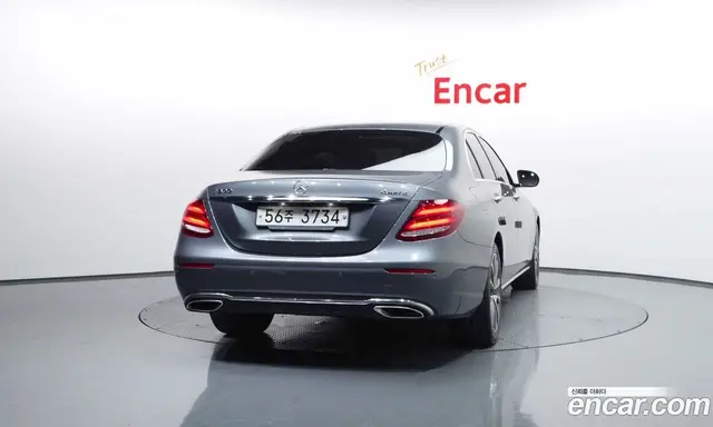 Mercedes-Benz E-Class 2019 2.0 гидро, миниатюра 4