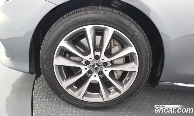 Mercedes-Benz E-Class 2019 2.0 гидро, миниатюра 5