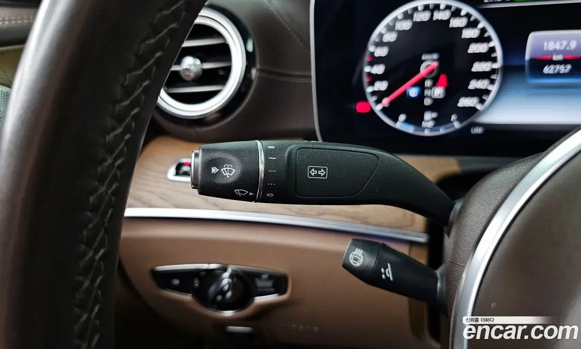 Mercedes-Benz E-Class 2019 2.0 гидро, фото 29