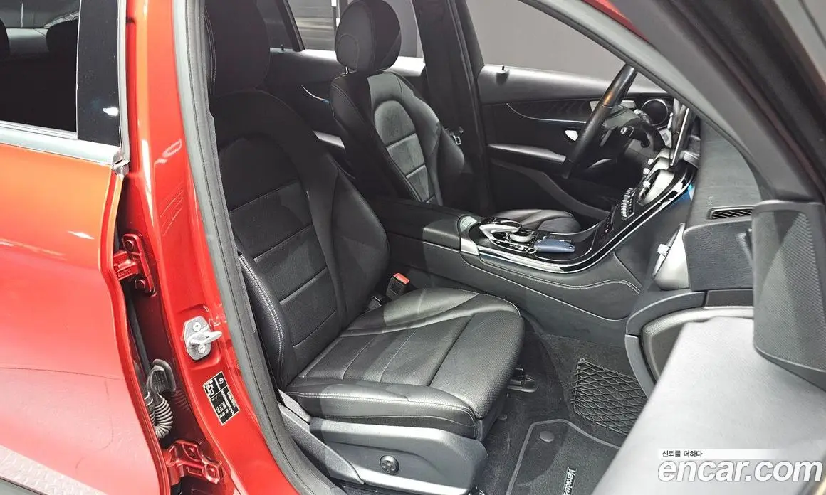 Mercedes-Benz GLC-Class 2019 2.0 гидро, фото 17 Mercedes-Benz GLC-Class 2019 2.0 гидро, фото 17
