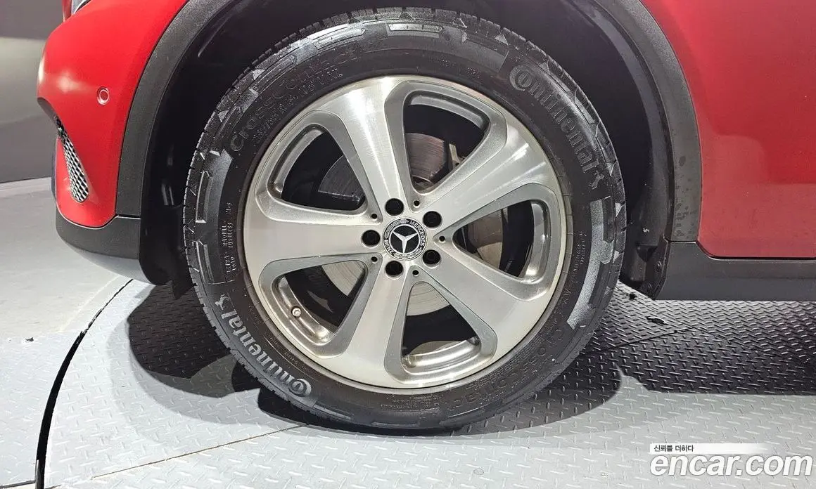 Mercedes-Benz GLC-Class 2019 2.0 гидро, фото 5 Mercedes-Benz GLC-Class 2019 2.0 гидро, фото 5