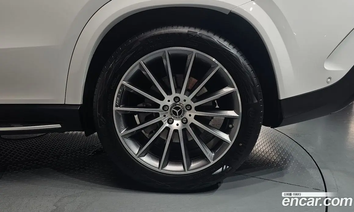 Mercedes-Benz GLE-Class 2026 3.0 гидро, фото 6