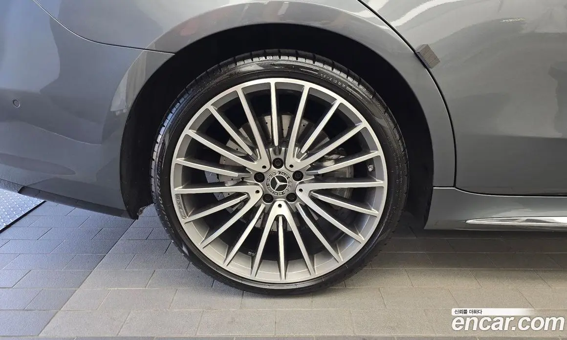 Mercedes-Benz S-Class 2023 3.0 гидро, фото 5