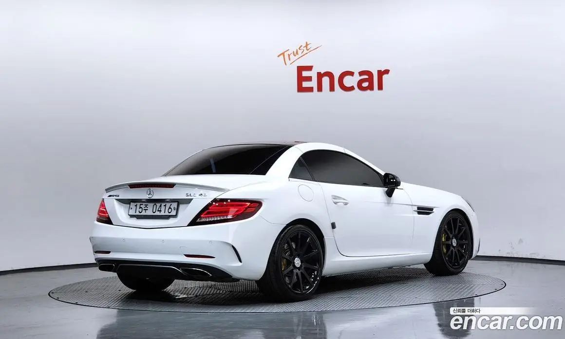 Mercedes-Benz SLC-Class 2016 3.0 гидро, фото 2 Mercedes-Benz SLC-Class 2016 3.0 гидро, фото 2
