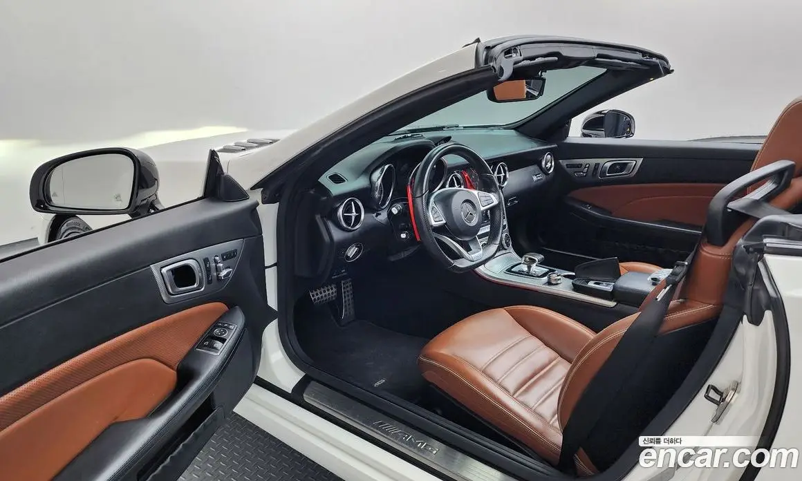 Mercedes-Benz SLC-Class 2016 3.0 гидро, фото 10 Mercedes-Benz SLC-Class 2016 3.0 гидро, фото 10
