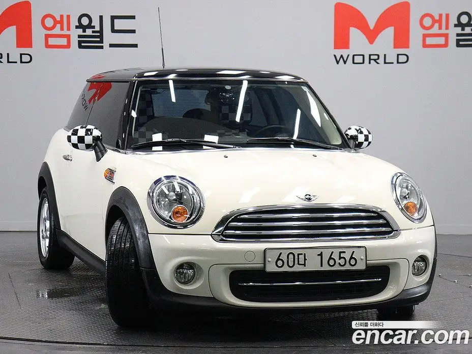 Mini Cooper 2011 1.6 автомат (гидро), фото 2