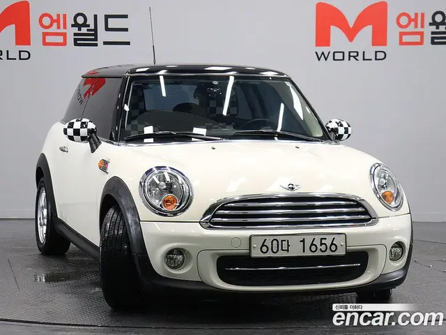 Mini Cooper 2011 1.6 автомат (гидро), миниатюра 2