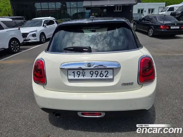 Mini Cooper 2014 1.5 автомат (гидро), миниатюра 6