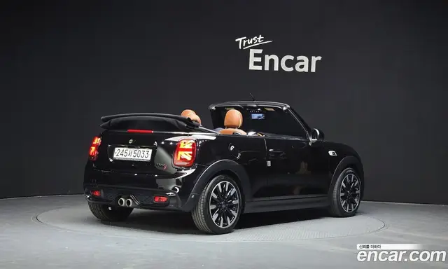 Mini Cooper Convertible 2019 2.0 автомат (гидро), миниатюра 2
