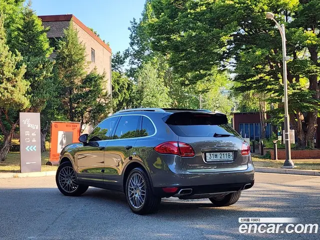 Porsche Cayenne 2013 3.0 автомат (гидро), миниатюра 7