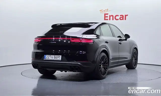 Porsche Cayenne 2020 3.0 автомат (гидро), миниатюра 2