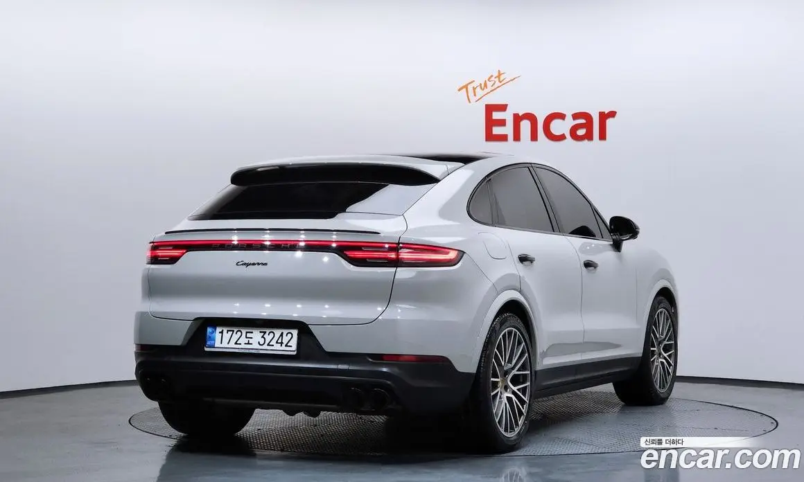 Porsche Cayenne 2022 3.0 автомат (гидро), фото 2