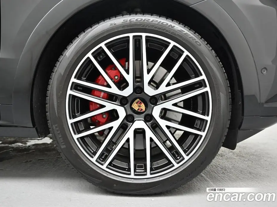 Porsche Cayenne 2025 4.0 автомат (гидро), фото 5